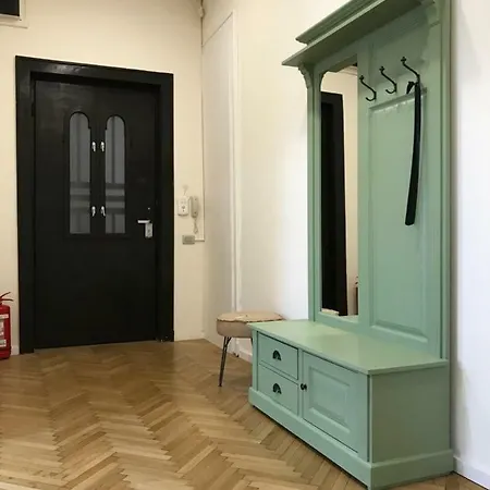 Center Premium Belle Vue